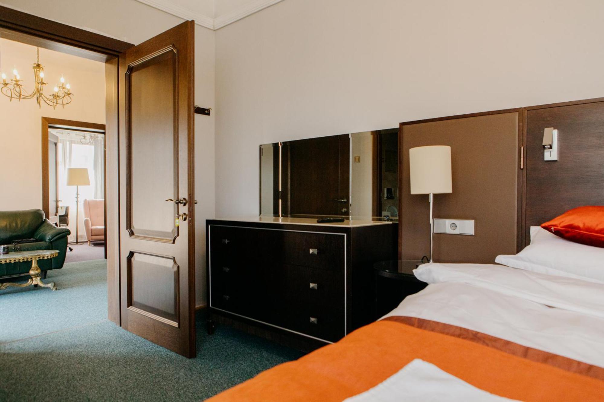 Excelsior Inn Turda Luaran gambar