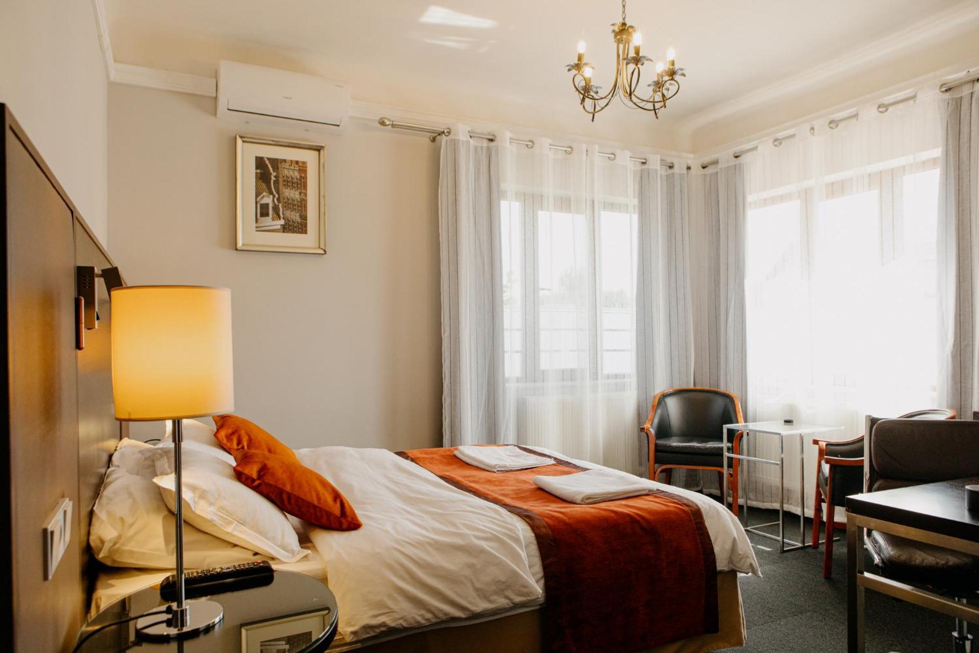 Excelsior Inn Turda Luaran gambar